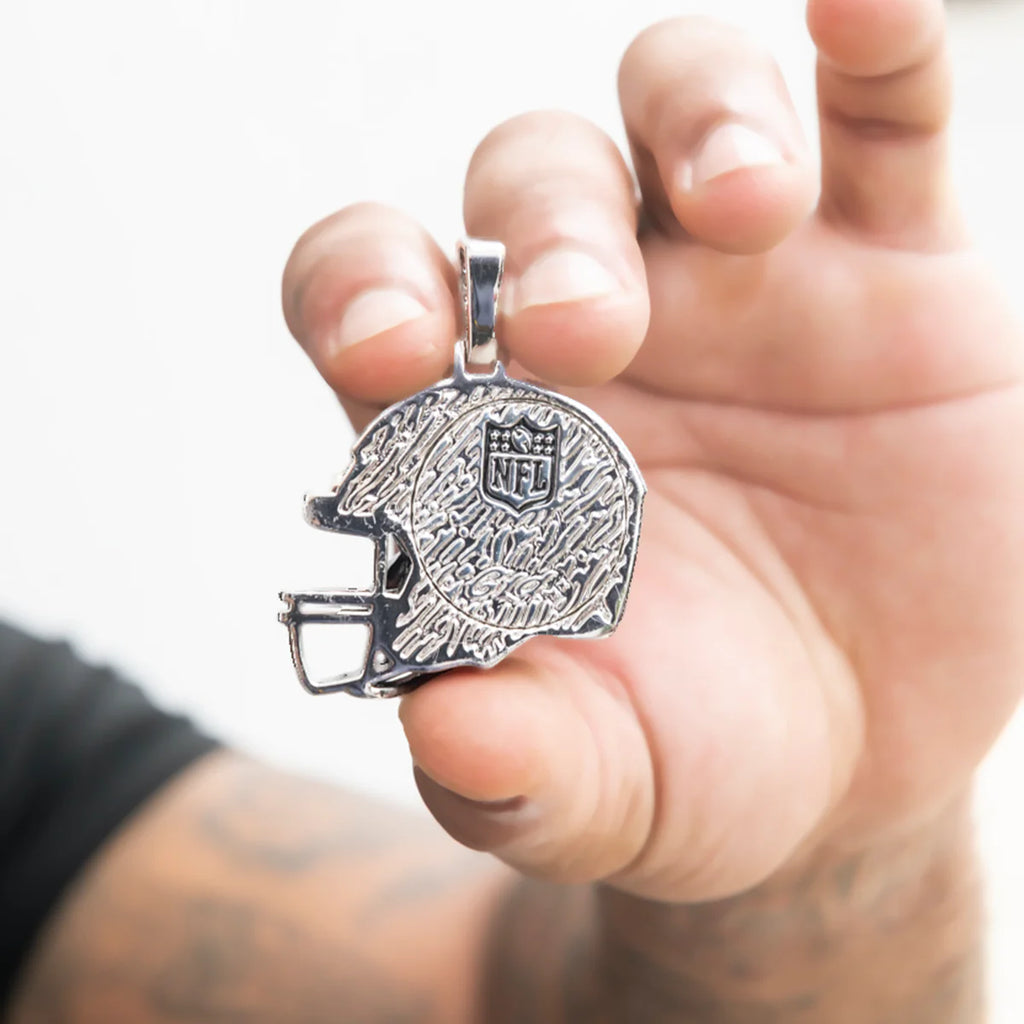 2025 Buffalo Bills Team Helmet Pendant - White Gold