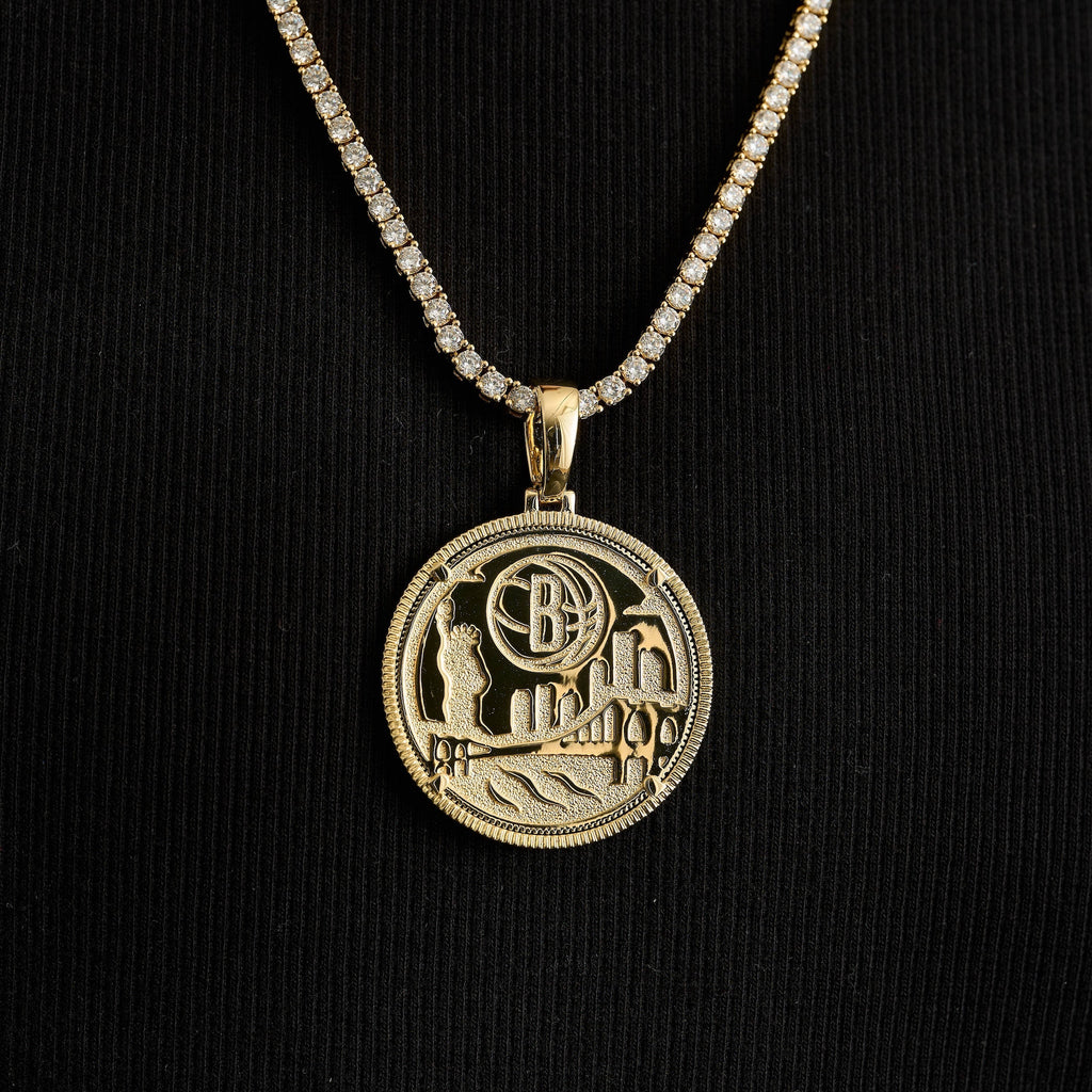 Brooklyn Nets Official NBA Coin Pendant in Yellow Gold