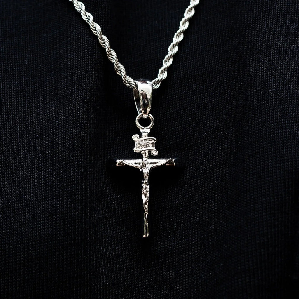 Crucifix Pendant + 2MM Rope Chain Bundle in White Gold