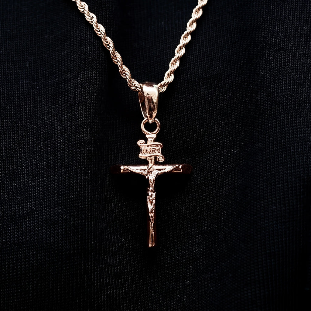 Crucifix Pendant + 2MM Rope Chain Bundle in Rose Gold