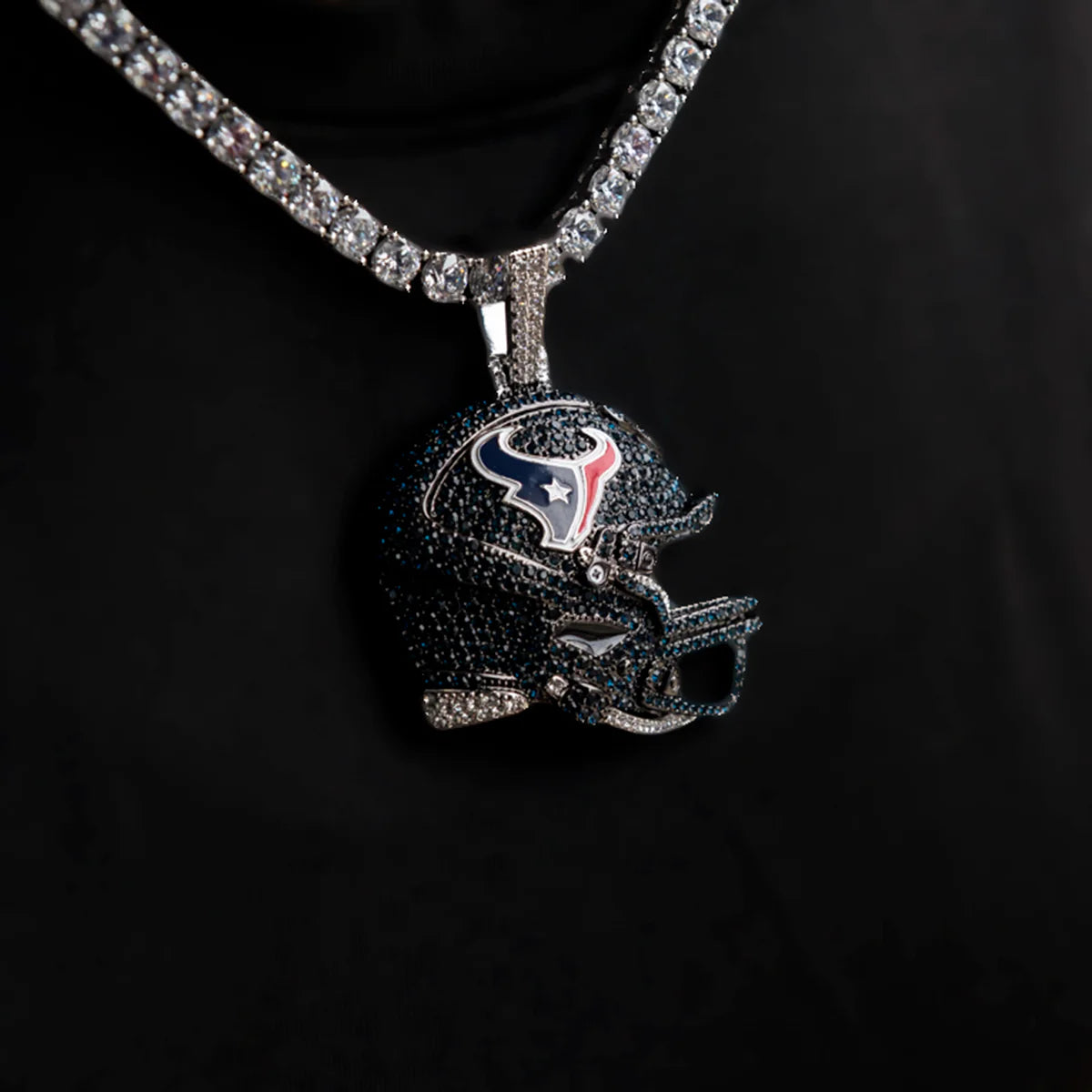 2025 Houston Texans Team Helmet Pendant - White Gold