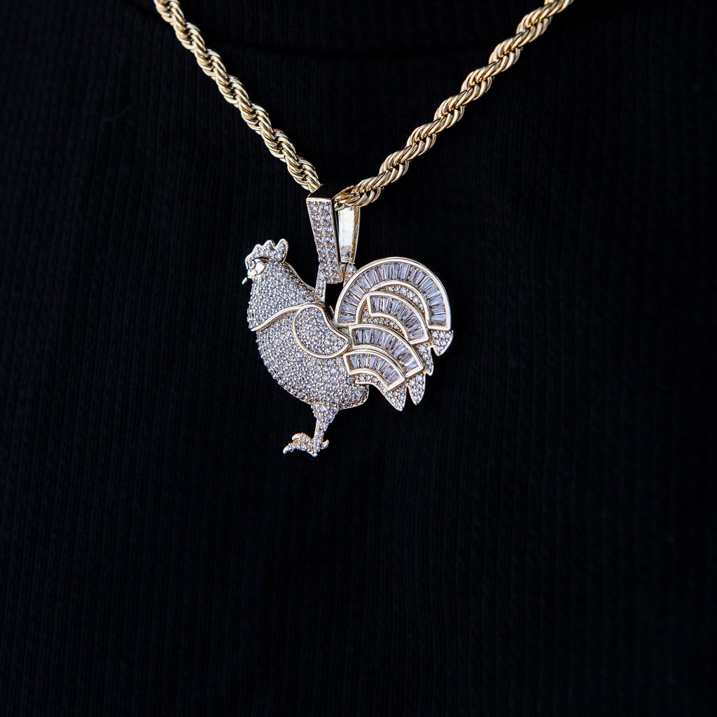 Iced Rooster Pendant in Yellow Gold