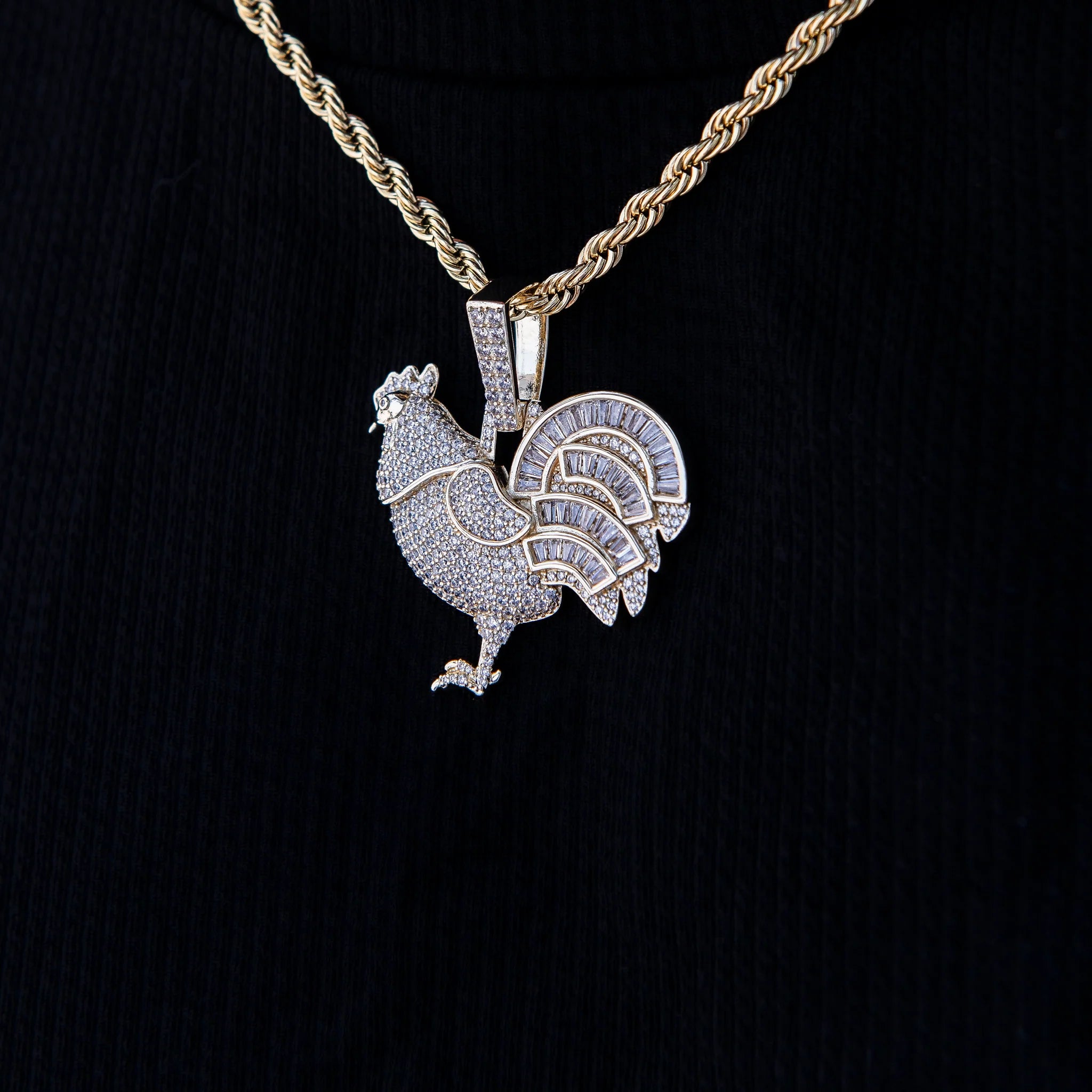 Iced Rooster Pendant in Yellow Gold