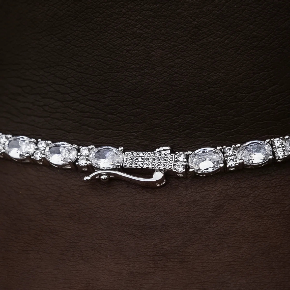 Diamond Mixed Oval Cut Tennis Chain in White Gold - 3mm